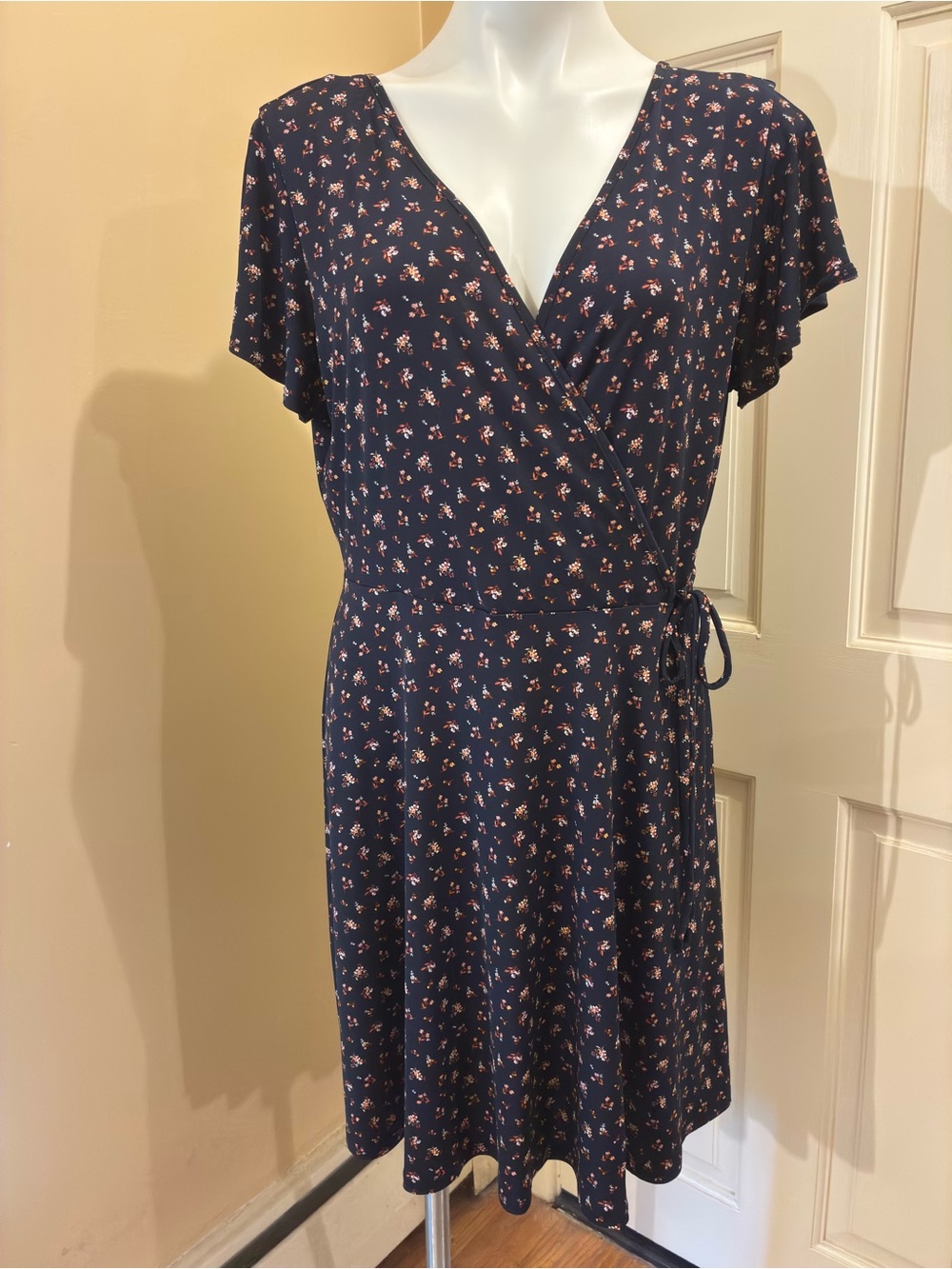 Kaileigh Kaela Short Sleeve Faux Wrap Knit Dress Navy Blue Floral Size XL Petite